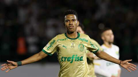 Estêvão faz dois gols e Palmeiras goleia Cuiabá no Brasileirão 