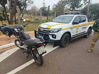 Motocicleta foi apreendida pelo Detran na manhã deste sábado, no Parque dos Poderes. (Foto: Divulgação)