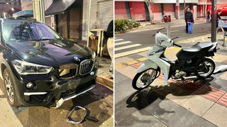 Frente da BMW e a motocicleta, que estava Letícia, danificadas (Foto: Direto das Ruas)