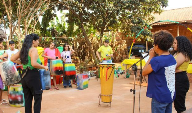 Batuque, moda e arte se unem para criar Festival do Afox&eacute;