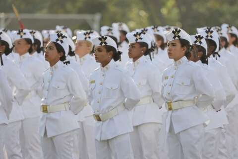 Governo federal define regras para mulher se alistar no serviço militar