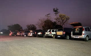 Carros e as cargas de contrabando e descaminho foram apreendidas (Foto: divulgada)