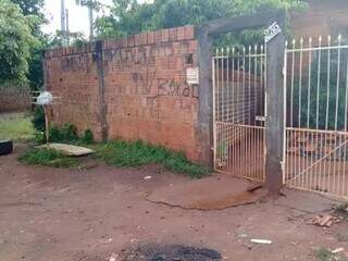 Casa onde os adolescentes estavam antes da briga começar. (Foto: Arquivo | Campo Grande News)