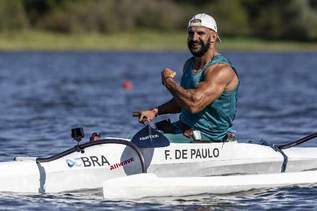 Rufino vai &agrave; final da paracanoagem e judoca disputar&aacute; repescagem