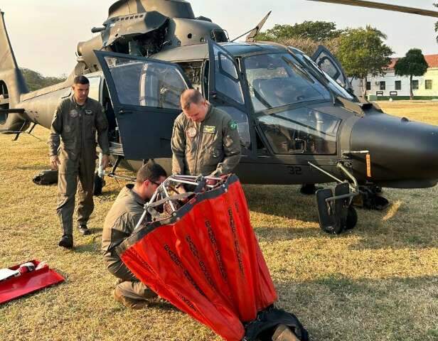 Ausentes no desfile, aeronaves est&atilde;o em opera&ccedil;&atilde;o na fronteira e contra inc&ecirc;ndios