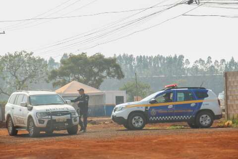 Equipe faz perícia em usina de asfalto que pegou fogo