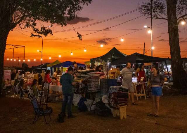 Feira Ziriguidum celebra 1 ano com show de Br&ocirc; MC&#039;s neste s&aacute;bado