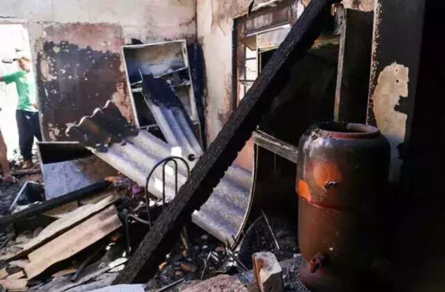 Homem foi espancado e incendiado ao tentar evitar furto de TVs