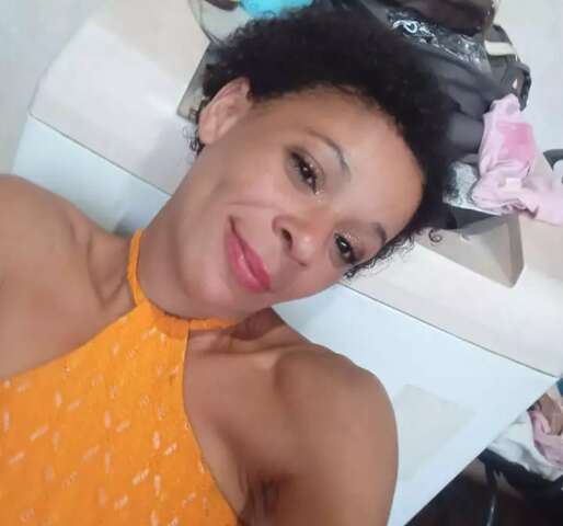 Inquilina &eacute; presa por matar homem com seis facadas 