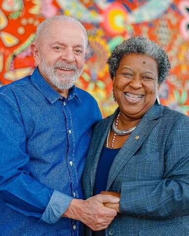 Lula anuncia deputada como nova ministra dos Direitos Humanos