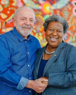 Lula anuncia deputada como nova ministra dos Direitos Humanos