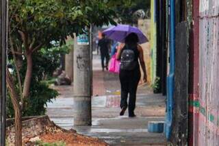 Que saudades dela: a chuva veio pela última vez em 25 de agosto, em Campo Grande (Foto: Juliano Almeida)