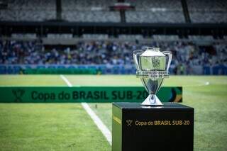 Taça da Copa do Brasil Sub-20 no Estádio Mineirão, antes da última final (Foto: Staff Images/CBF)