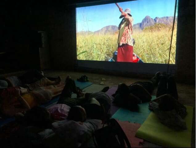 Cineclube anuncia oficinas pela retomada do cinema em Corumb&aacute;