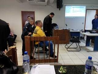 Alexandre sentou no banco dos réus durante a tarde e início da noite desta quinta-feira (12). (Foto: Marcos Donzelli)