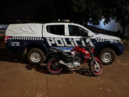 Motociclista empina veículo, cai e criança morre a caminho do hospital