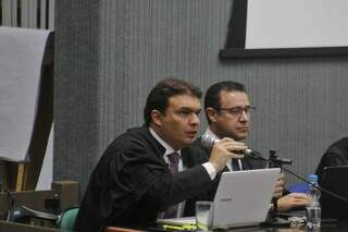 Pedro Sperb questionou o delegado sobre áudio que seria estopim para a execução (Foto: Paulo Francis)