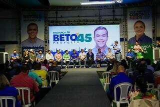 Deputado recebeu lideranças de diversas entidades para debate sobre o lazer campo-grandense. (Foto: Juliano Almeida)