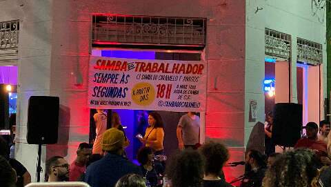 Em plena segunda-feira, Samba do Trabalhador bomba para galera curtir