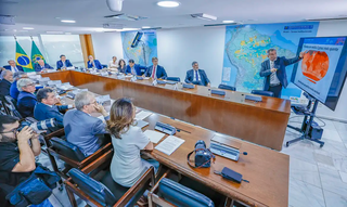 Lula se encontrou com ministros para debater aporte em reunião sobre o clima. (Foto: Ricardo Stuckert/PR)