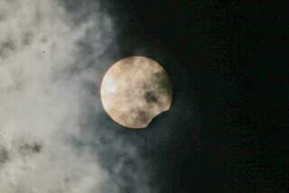 Eclipse Lunar vista em outubro do ano passado, em Campo Grande (Foto: Marcos Maluf)