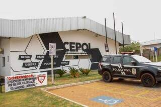 Policiais protestaram no começo do mês cobrando promessa de elevar salários (Foto: Arquivo/ Juliano Almeida)