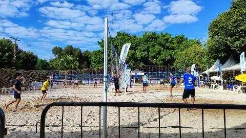 Festival com beach tennis, vôlei e futevôlei começa sábado em Bonito