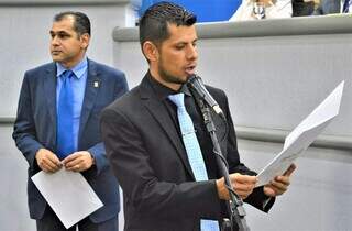 Vereador Tiago Vargas em sessão na Câmara de Vereadores de Campo Grande. (Foto: Câmara de Vereadores)