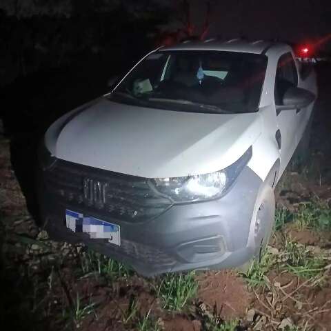 Ladr&atilde;o armado rende casal, rouba carro e &eacute; morto pela pol&iacute;cia 