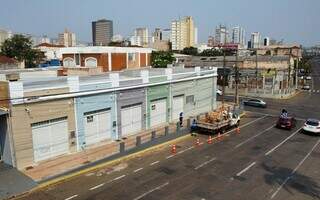 Salas comerciais na Calógeras foram reformadas e aguardam locação. (Foto: Osmar Veiga)