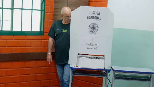 Voc&ecirc; j&aacute; votou em branco ou anulou seu voto? Participe da enquete