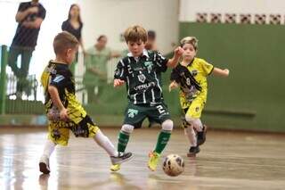 Chelsea Brasil goleia DEC Futsal por 7 a 3 em rodada da Copa Pelezinho