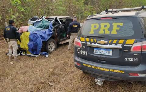 Dupla abandona caminhonete carregada com 306 kg de skunk após perseguição