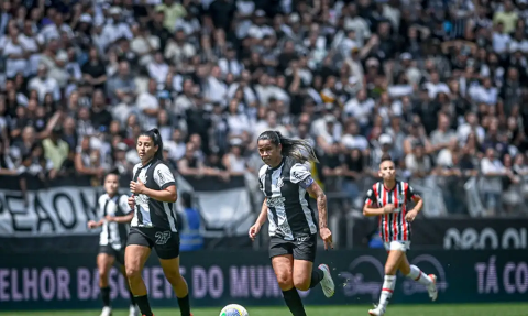 Corinthians vence São Paulo e é hexacampeão de futebol feminino