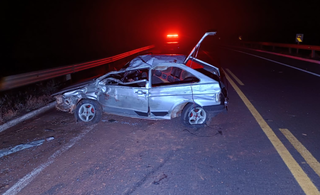 Veículo ficou destruído (Foto: divulgação / Polícia Civil)