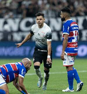 Corinthians vence Fortaleza em casa e avança à semifinal da Sul-Americana