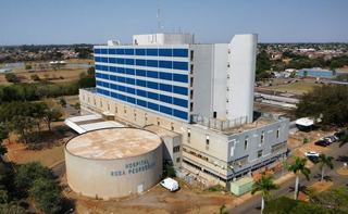 Vista aérea do Hospital Regional de Mato Grosso do Sul, instalado em Campo Grande. (Foto: Arquivo/Osmar Daniel)