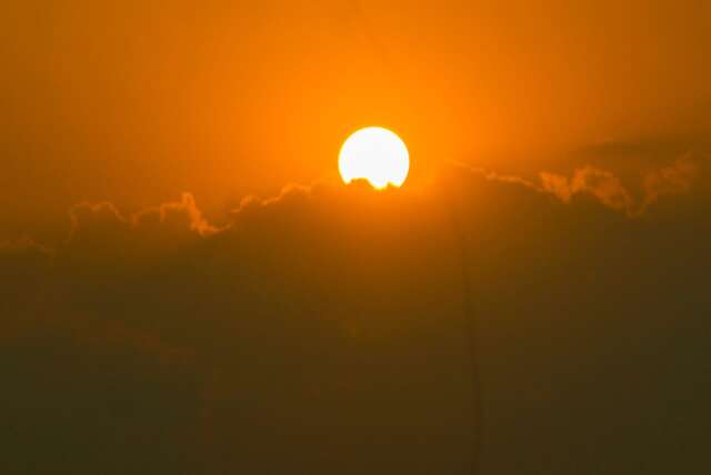 Em meio &agrave; fuma&ccedil;a, Campo Grande tem sensa&ccedil;&atilde;o de 45&ordm;C  