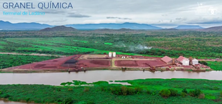 Porto da Granel Química, sem uso há mais de um mês; prejuízo e investimentos represados (Foto: Reprodução Diálogos Hidroviáveis)