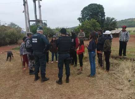 MS recolhe DOF e Batalhão de Choque, mas PM segue protegendo sede de fazenda