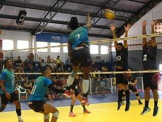 Jogo de vôlei de quadra válido pela Liga MS (Foto: Divulgação)