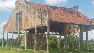 Parte de prédio deteriorado que faz parte da Rotunda. (Foto: Reprodução processo)