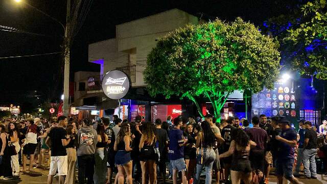 Cancelada: atl&eacute;ticas sonham fechar a rua com &quot;Sextinha Cultural&quot;