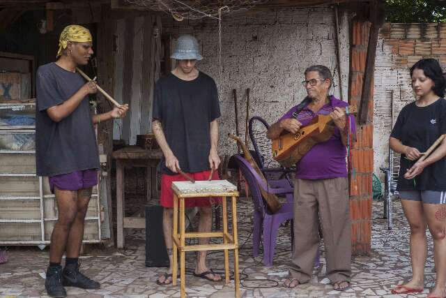 Duo Chipa mergulha na beleza do cururu e siriri em novo álbum