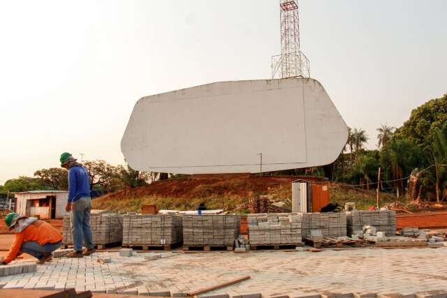 Come&ccedil;am obras para Autocine virar espa&ccedil;o de show com caf&eacute; e livraria 