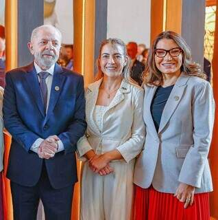 Soraya, Cida Gon&ccedil;alves e Lula enfrentam pane em avi&atilde;o presidencial