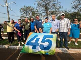 Reinaldo Azambuja e Eduardo Riedel marcam presença em evento do PSDB, em Maracaju. (Foto: Hosana Lourdes)