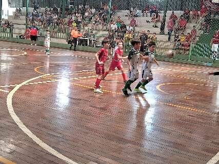 Copa Pelezinho de Futsal chega a 9ª rodada com goleada de 9 a 2