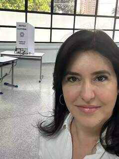 Ministra postou foto em seção eleitoral em Campo Grande