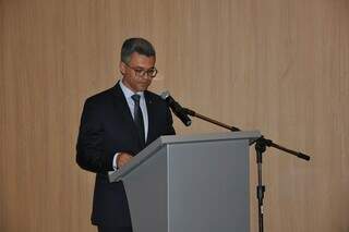 Juiz Márcio Alexandre da Silva, durante posse como magistrado do trabalho em Cassilândia, em junho de 2019. (Foto: TRT24)